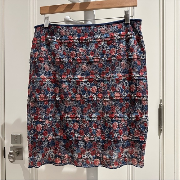 Lightweight floral midi skirt - Picture 1 of 4